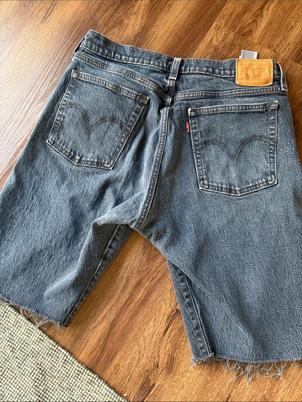 Levi’s Wedgie Upcycled Jorts 30”